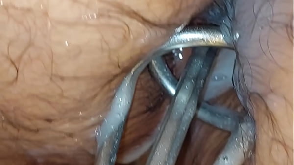 Трахают в жопу строительным миксером жёстко