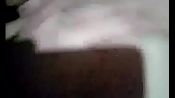 thumb her
