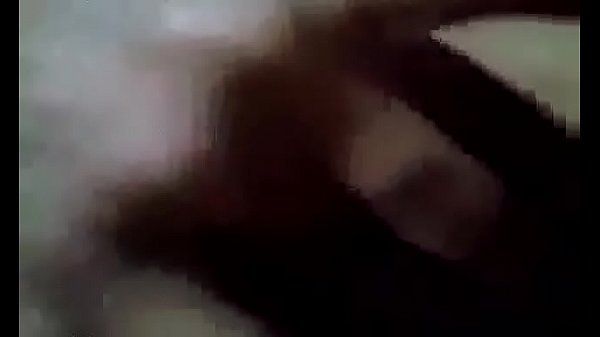 thumb her