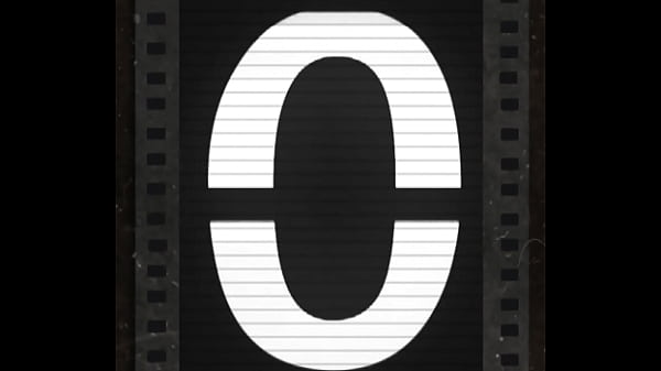 Je stoppe mes travaux pour me masturber dans ma cave