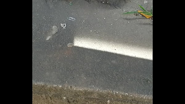 thumb feet spy