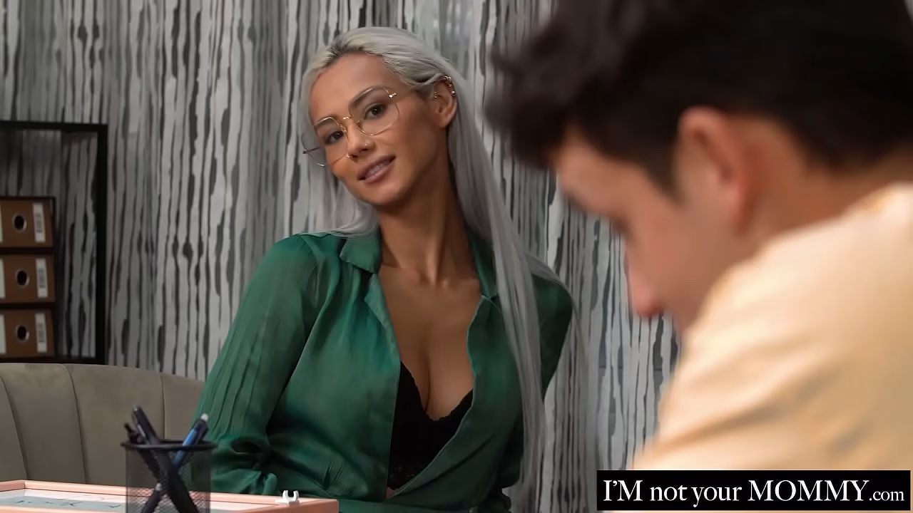 Horny Latina Teacher Veronica Leal: Fuck My Wet Pussy Harder In Detention Alex Charger