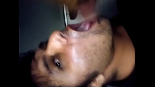 Download Video - Mamada en el ciber