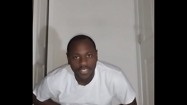 Relaxing eating stretching and thinking of what to say and do to sound more thankful for free around religious holidays like Thanksgiving 2