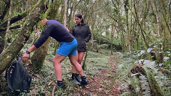 STEPSIST GOES TO FUCK IN THE FOREST AND RECEIVES CUM ON HER TITS