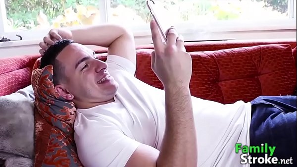 Bombshell Old Stepsister Pawg Porn ⏩ Full in FamilyStroke
