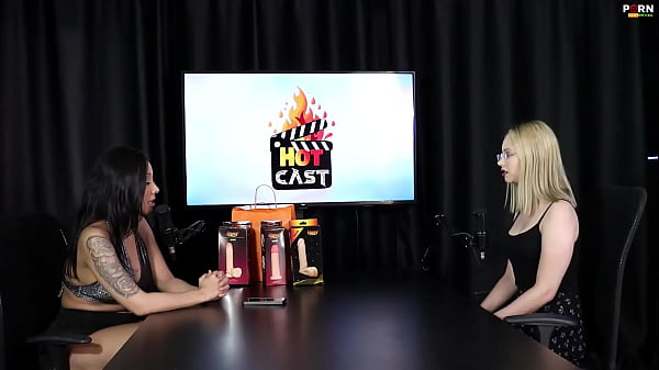 Download Video - VEJA A ENTREVISTA SAFADA E CHEIA DE PUTARIA COM A VIVAN LOLA E NOSSA SAUDOSA VIT&Oacute;RIA BEATRIZ NO PORN CAST BRAZIL - PARTE 5 &lpar;WATCH ON&colon; SHEER&sol;RED&rpar;