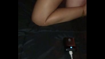 昇進のために上司と寝た。魅力的な既婚女性が、夫が浮気者で上司が女たらしであることを利用して昇進した。