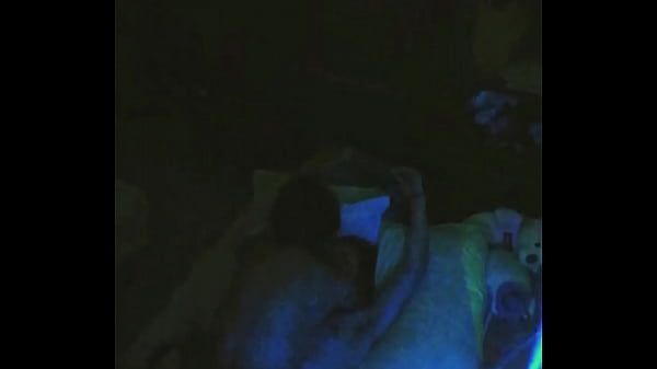 Je La Baise Et Elle Ne Se Rend Pas Compte De La Caméra Cachée