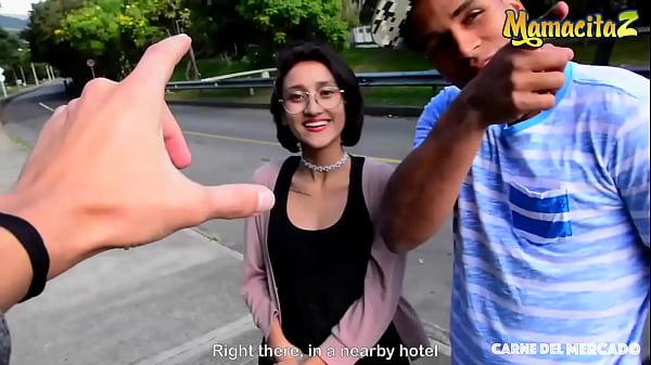 Download Video - MAMACITAZ - &num;Luna Castillo - Petite Latina Goes From Streets And Jumps On Cock