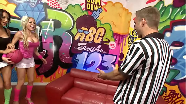 Referee Calls Time Out To Fuck Cindy Behr As She Eats Out Charlie Monaco