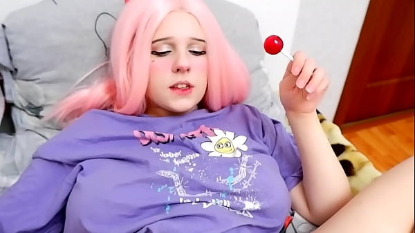 Download Video - A little sweet tooth is fucked in anal