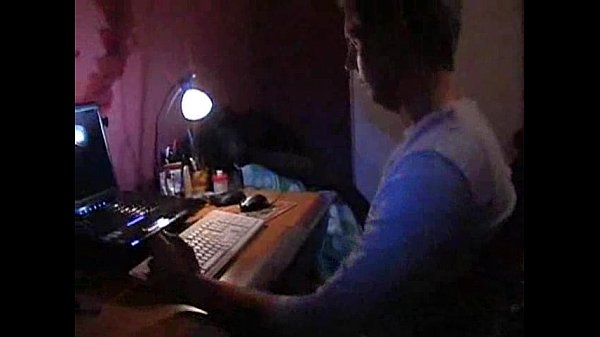 Euro Mom Fucks Guy To Cumshot