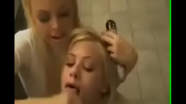thumb blonde