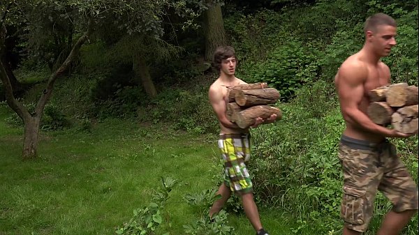 Download Video - Outdoor bareback fuck - Arny and Paul