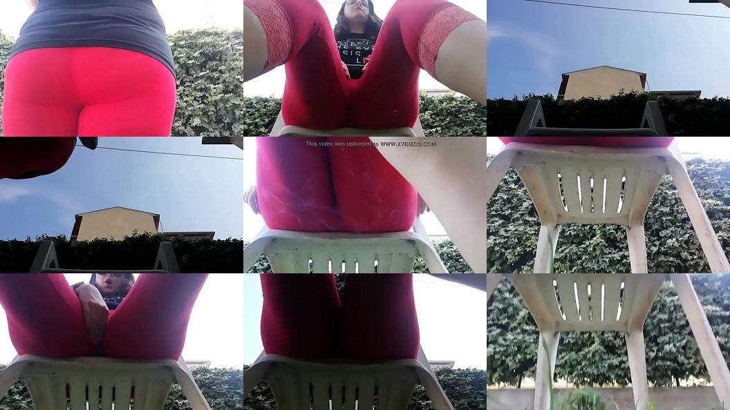 In a public garden I squirt inside my yoga pants don't make me make noise  with this vibrator! - XVIDEOS.COM
