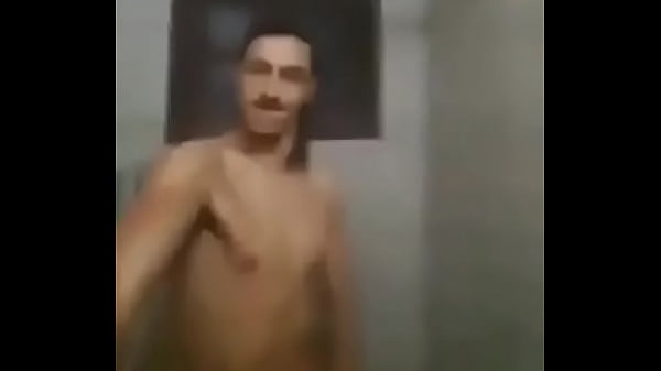 Novinha pede arrego pro novinho pirocudo no ban...