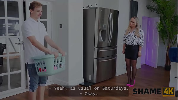 SHAME4K.  MILF almost came when she had THIS...