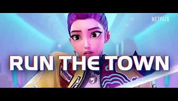 perro idiota del bobby interrumpiendo alas chicas de huntrix y cantan