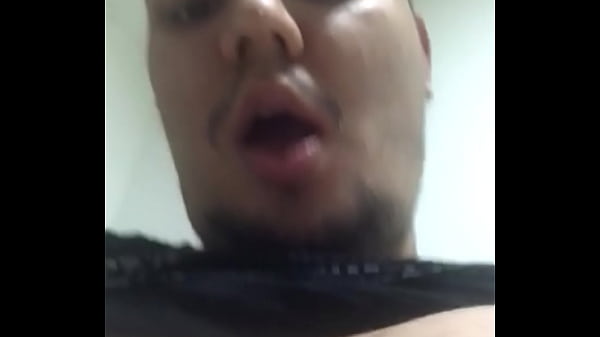 Download Video - Gordinho tesudo querendo pica