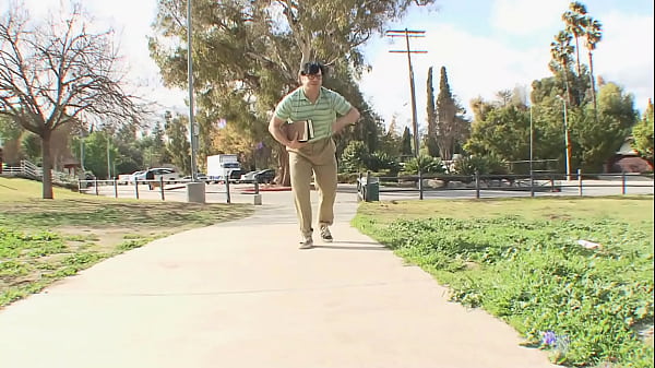 Laurie Vargas Takes It Deep Then Tastes His Cum Off Her Ass.