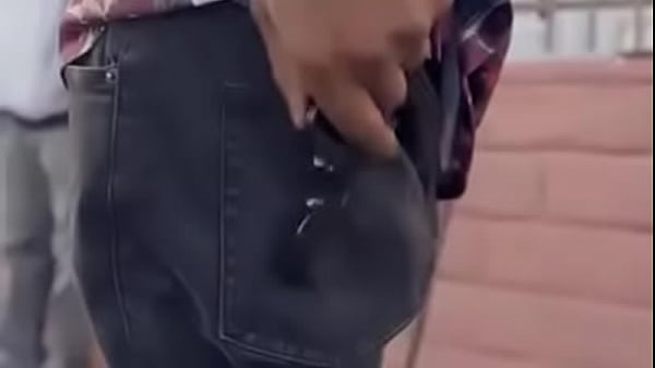 thumb blind booty