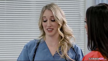 Lesbian babe gets motivated after licking co workers pussy