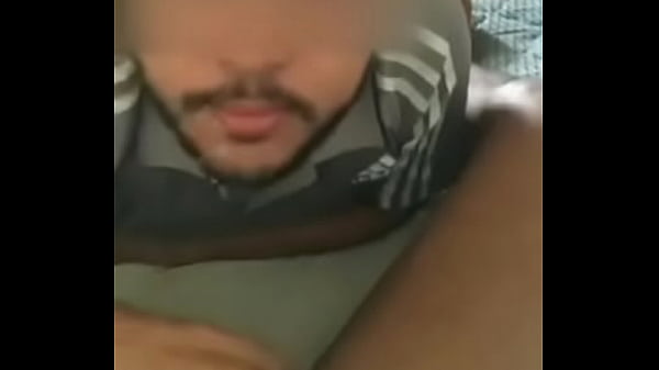 Download Video - Macho gozando na minha boca