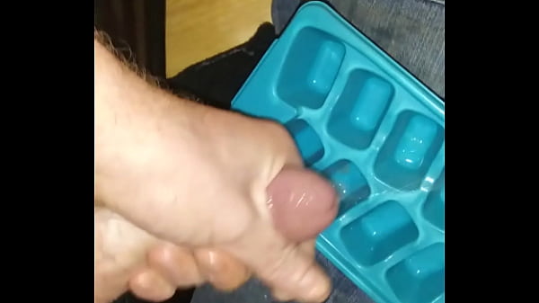 Amateur Masturbiert