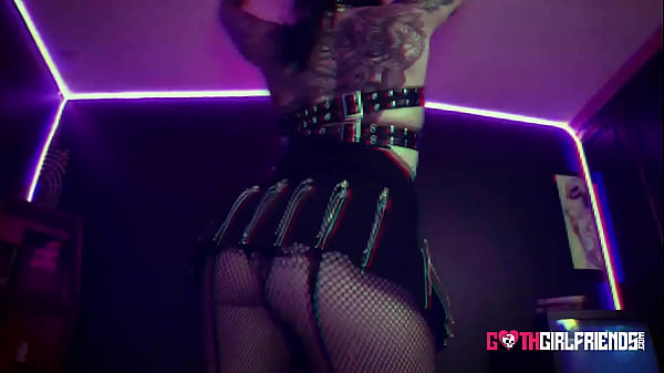 Tattooed Charmer Aurora Anarchy Gets Fantastic BDSM Pleasure