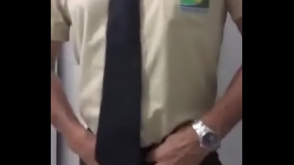 Porteiro super gostoso