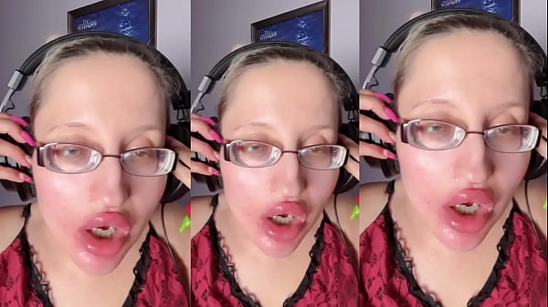 ASMR PAPRIKA PEPPER EATING  - ASMR, EYE GLASSES, GIANESS, LIPSTICK , Big LIPS, MOUGH, FOOD, FACE FETISH, LONG NAILS. Listen in headphones for ASMR Effect