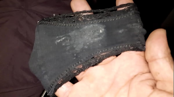 Download Video - Smelling sister in law's panties