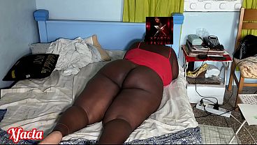 Mature woman with all that ass