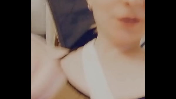 Malgré mon état grave ma poitrine reste divine on est d'accord ?