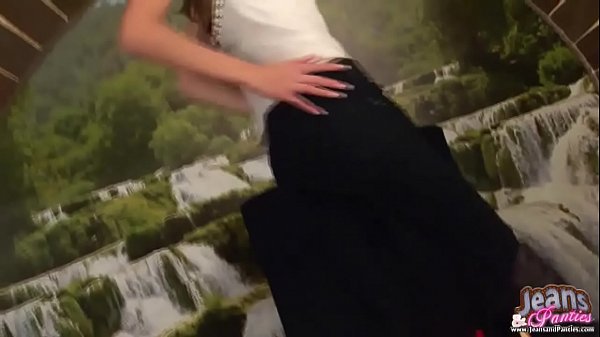 Watch me trying on a hot new pair of jeans