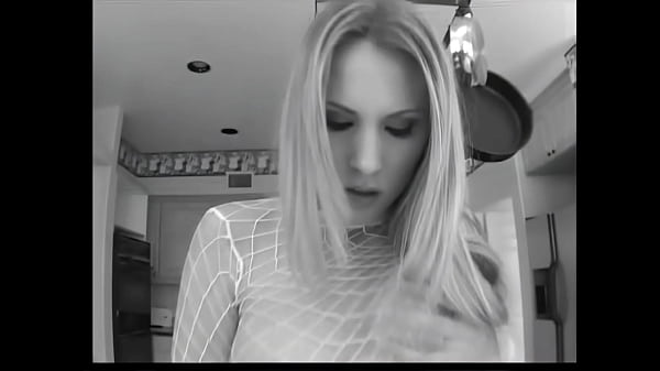 Harmony Rose: a queen of hard double penetrations