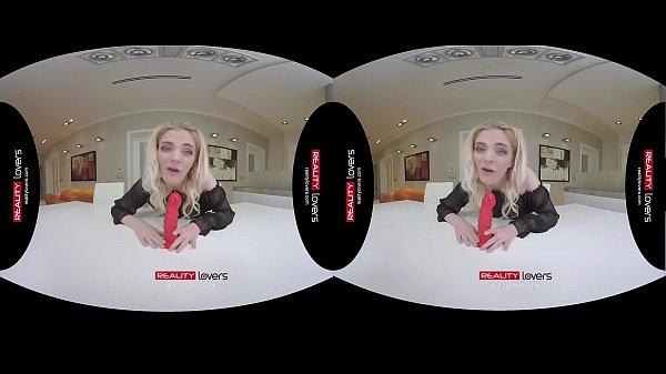 RealityLovers VR - Blonde Pumpkins Joyride