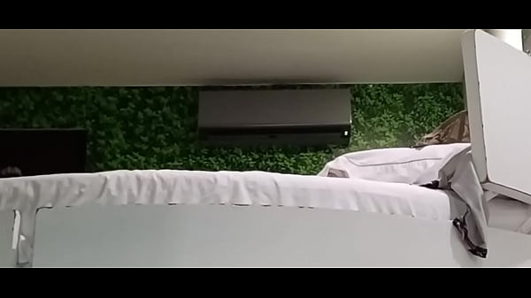 FAMILY FUCKED A HIDDEN CAMERA RECORDS ZARAMONTOYAREAL WHILE SHE MOVES THROUGH LLERAS PARK IN MEDELLÍN LOOKING FOR THE POTATO OF THE DAY THE NUMBER 1 FAN RECORDS HER SURPRISED SHE DECIDES TO END AND CLOSE THE VIDEO HONORABLY WITH A MOUTH FULL OF MIL
