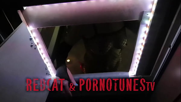 Unknown guy came to fill my cunt with his cum