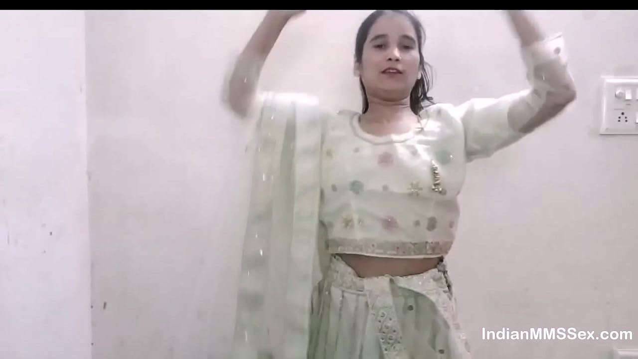 Indian Desi Randy Quick Fuck for Money anal sex first time