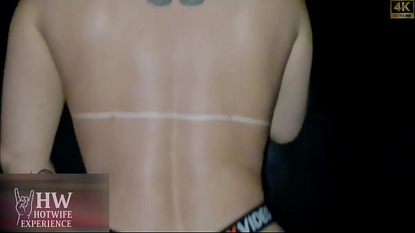 Fui reconhecida por um f&atilde;, ele fodeu minha buceta sem camisinha e gozou dentro no meio da rua. Cristina Almeida | Dogging 13