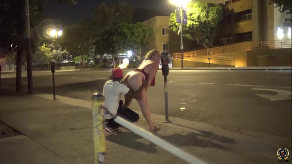 Curvy Milf Cameron Skye Gets Doggy Fucked By Ro...