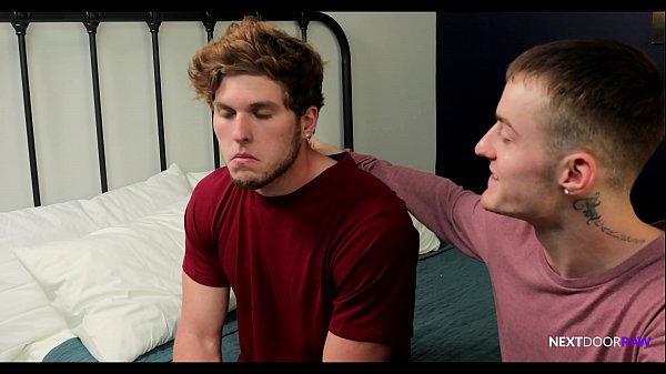 Download Video - NextDoorRaw Str8 Jock Gets Over Breakup with BB Gay Sex &excl;