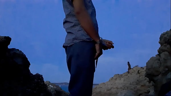 Out in public: Busting a nut on Tarragona Beach...