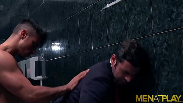 Download Video - MENATPLAY Handsome Jock Klein Kerr Anal Fucks Dario Beck