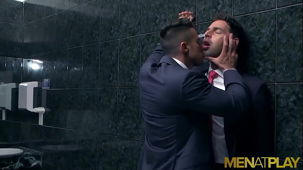 MENATPLAY Handsome Jock Klein Kerr Anal Fucks D...