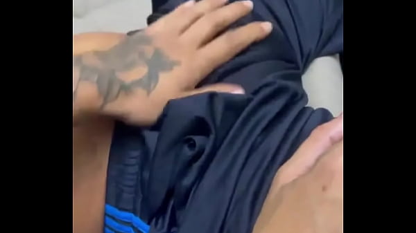 Abordando o menino pauzudo de rua e levando pra...