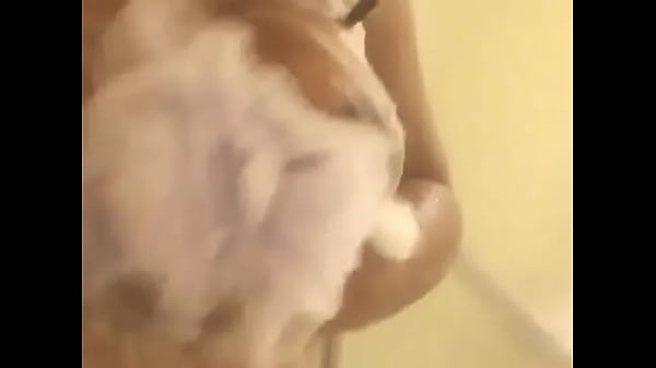 friend in shower 3