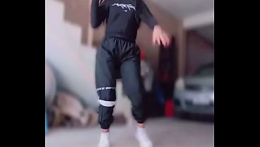Bailando yo